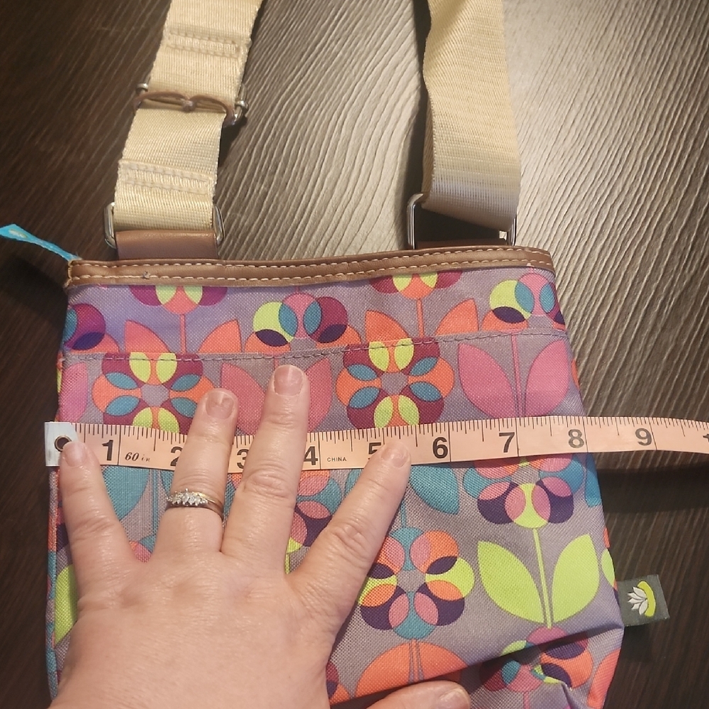 Lily Bloom Colorful Floral Crossbody Bag - Picture 7 of 8